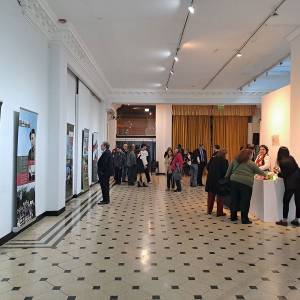 Exponen en Rosario una muestra sobre los destinos de los polacos en la Segunda Guerra Mundial
