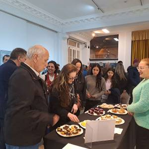 Exponen en Rosario una muestra sobre los destinos de los polacos en la Segunda Guerra Mundial