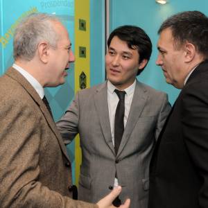 Evento Tugan Zher (Patria Chica) en el Consulado Honorario de Kazajstán Región Centro