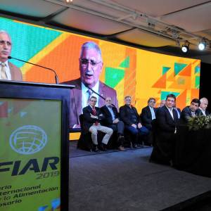El Cuerpo Consular Presente en la FIAR