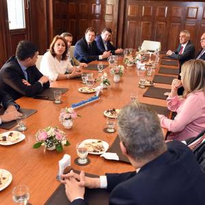 Desayuno Ofrecido por la Intendenta Municipal de Rosario, Dra. Mónica Fein al Cuerpo Consular Acreditado En La Ciudad